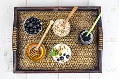 果汁,浆果,水果,健康食物,早餐,酸奶,饮料,什锦烤燕麦片,素食,清新