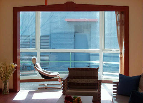 开放式客厅小阳台设计效果图  