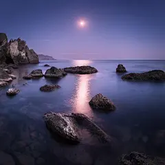 夜晚海边背景高清素材 主图 夜晚 摄影 文艺 海边 石头 风景 背景 设计图片 免费下载