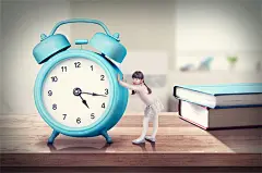 【精品】时间永恒创意钟表海报商务人物未来思考PSD分层设计素材-淘宝网