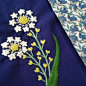ナズナを刺繍…
先日の1人美術館の旅は、母を誘い2人旅に話の流れで母のブックカバーを作る事になり、刺繍に合わせる柄の布も、一緒に選びました！いや〜、楽しかったついでに私の布も買ってもらえたし！布見ては、ニヤニヤしてます

#刺繍 #手芸 #ステッチ #植物 #花 #草花 #手仕事 #ハンドメイド #stitch #flower #plant#handmade #embroidery #pencase#leaves #tetote #ビーズ#ナズナ #ぺんぺん草 #春の七草 #みちばた #散歩#ブックカバー