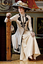 热播英剧《唐顿庄园》(Downton Abbey) 剧照及美服赏：“二手服装”完美再现古典考究的20世纪10年代英伦风格！