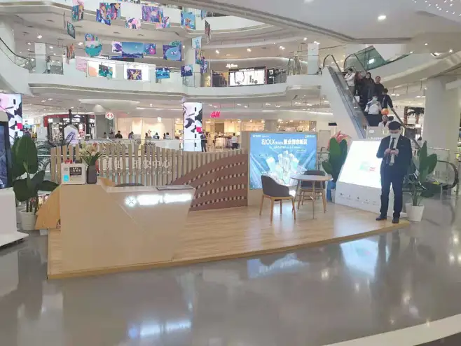 房地产展点内的花瓣采集图片-伏零