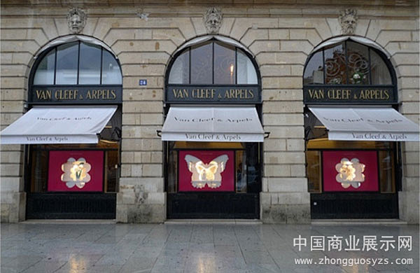 巴黎Cleef & Arpels珠宝橱窗...