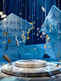 relife_fd_the_air_suspended_seven_or_eight_notes_the_foreground_360cc09d-e4db-47a6-8d5a-3cf56a511a5e