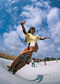 美国1970年代玩滑板运动的女子这么帅气！-北京时间