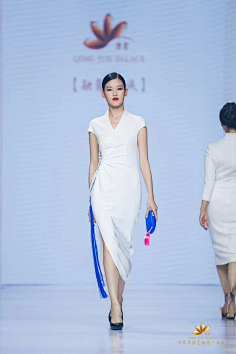 Echo_南木辰兮采集到中国风女装--其他