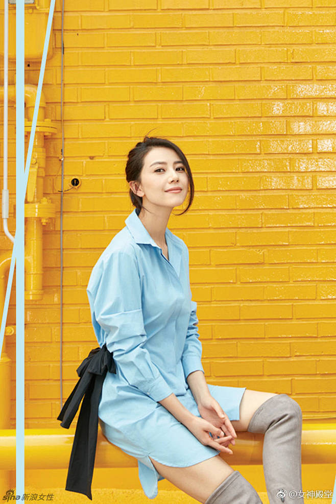 高圆圆的街拍时刻甜美笑容氧气美女 : 高...
