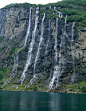 惊人的瀑布 - 七姐妹瀑布 - 挪威