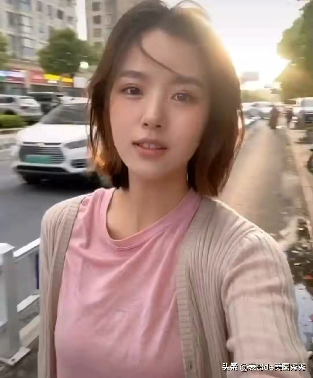 宅家自拍万能的高角度小红书_美女头像真人