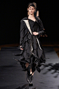 #设计参考# Yohji Yamamoto 2021
山本耀司的黑色火焰 ​​​​