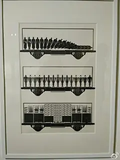 意大利博洛利亚插画展。强烈推荐。技法、创意丰富，很多插画含义及艺术感远胜当代架上油画。我和西闪讨论，插画好在它其实要进行三次以上的创作。由作家、画家、解读者共同完成。这次展览发现，最强的是意大利、西班牙、瑞典等国，亚洲几国大多都偏传统拘束一些。 #西门故事# ​​​​