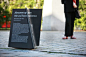 纪念碑标志 - 一个在维也纳纪念碑和纪念馆的标志。 通过卡塔琳娜Rossboth照片。 通过设计科拉Akdogan（展览），卡特琳Radanitsch（Dottings）卢卡斯韧皮设计：