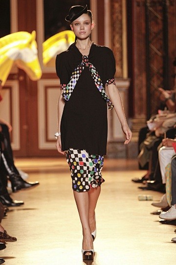 2011年Tsumori Chisato...