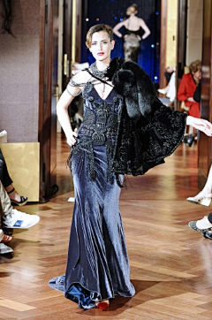 //月野兔//采集到Fashion shows-