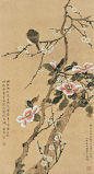 陈之佛《山茶梅花图》艾险舟上款。艾险舟（1890-1955），原名华泳，又名艾伟，字险舟，1921年留学美国，1925年回国先后任东南大学心理学教授、上海大夏大学教授兼高师科主任、中央大学教育系主任等职。艾险舟任教中央大学时同陈之佛、徐悲鸿为同事。