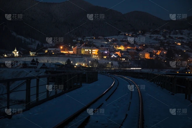 夜晚,冬天,路灯,山庄,房屋,看风景,栏杆,奥地利,雪,建筑业素材-花瓣网