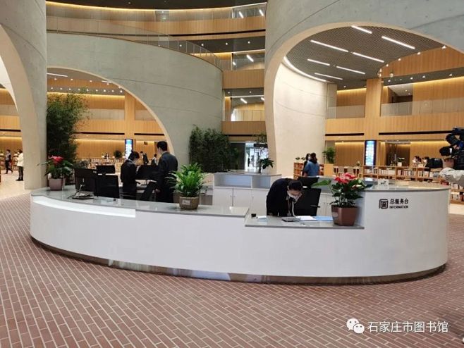 展馆大厅服务台的搜索结果_百度图片搜索