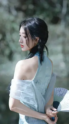 有没有那种让你怦然心动的美女手机壁纸？ - 知乎