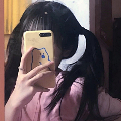 扛刀小萝莉采集到白白嫩嫩的小姐姐