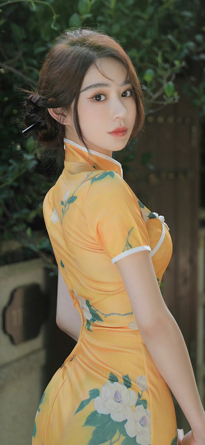 一旗一佳人
采集@别致的七