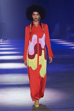 童小楹宝贝采集到Burberry FALL 2020 READY-TO-WEAR