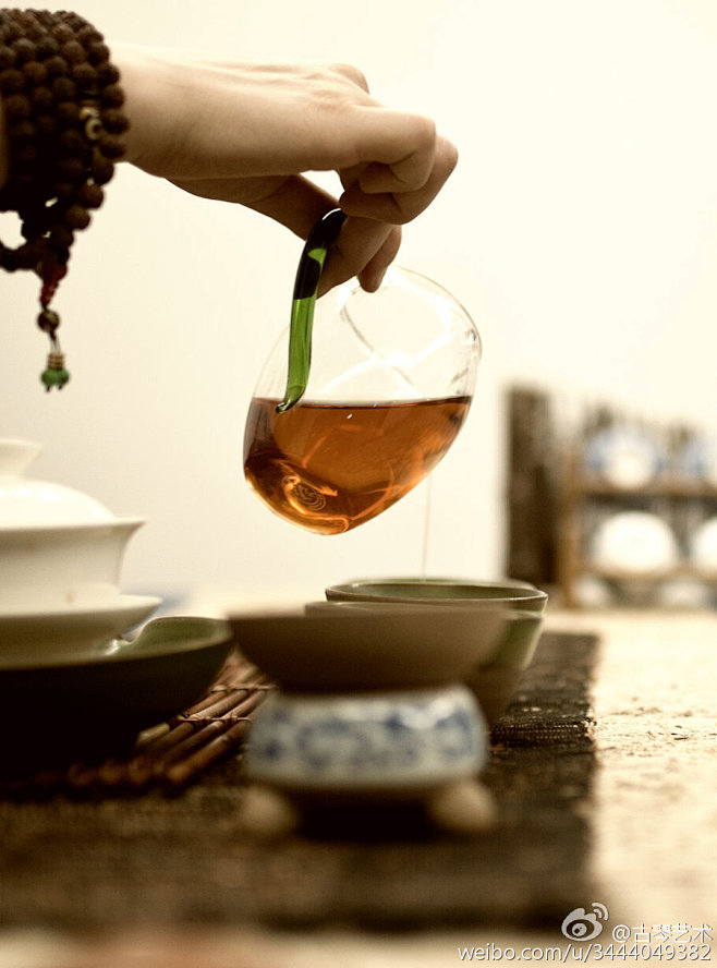 【茶之六度】遇水舍己，而成茶饮，是为布施...
