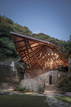 耶博小可爱biu~采集到Landscape丨空间/野奢酒店