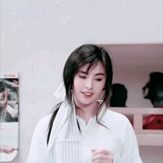 50岁邱淑贞和47岁袁咏仪美如画：这才是...