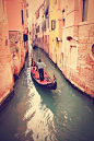 威尼斯，意大利那座迷幻的水城。