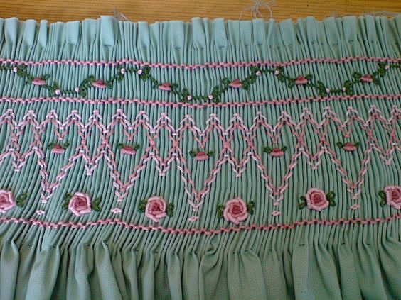 roses smocking:  #手工...