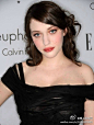 #Max#Kat Dennings