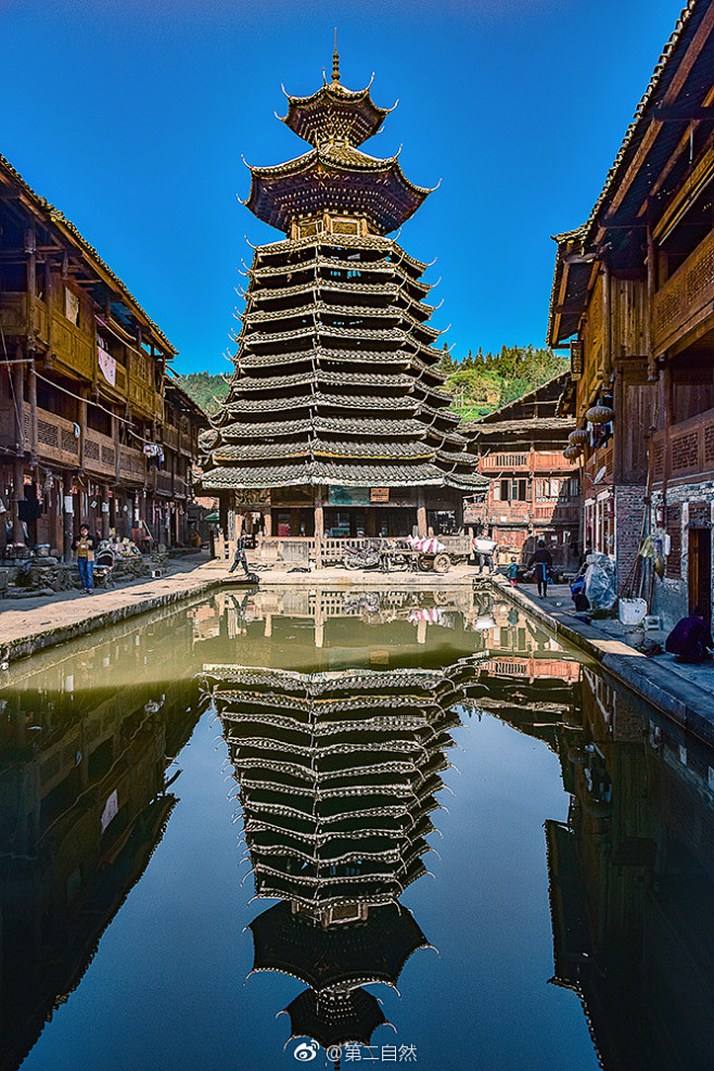 #第二自然手艺每日一推# 侗族木构建筑营造技艺，广西壮族自治区三江侗族自治县地方传统建筑技艺，国家级非物质文化遗产之一。 侗族木构建筑营造技艺 ...