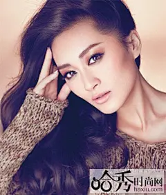 最受欢迎香槟色OL妆 暖色系的优雅干练-彩妆