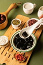 夏日清凉解暑龟苓膏夏季糖水摄影图片-众图网