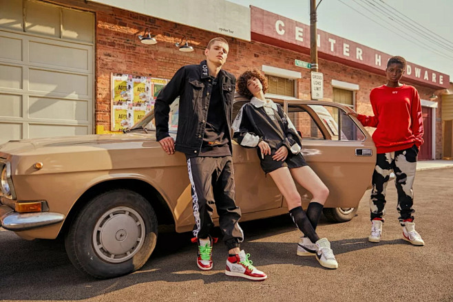 Hip-Hop Style / 嘻哈风格...