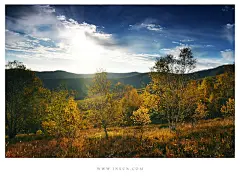 白马秋风塞上_内蒙古_黄河上下_光影天下_数码生存-小林的摄影设计手绘文字