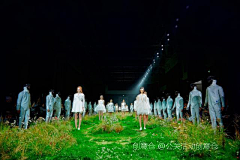 小叶不眠采集到场景