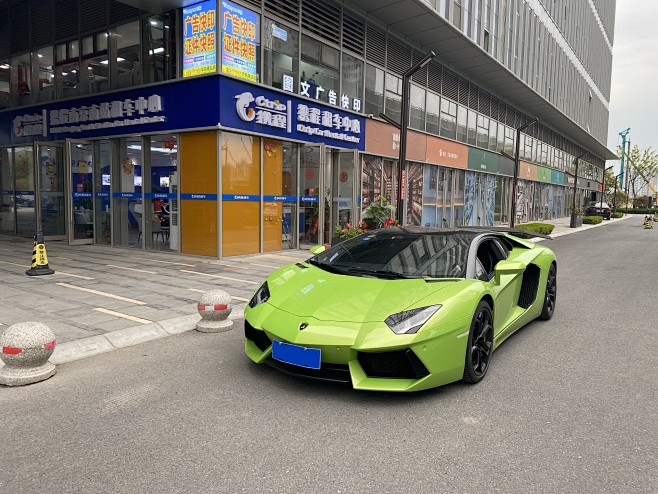 嗨租租车送车上门 商务租车超跑自驾豪车租...