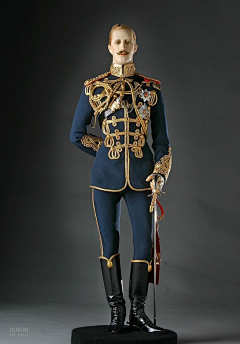 芈K芈采集到制服