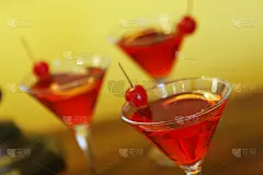鸡尾酒世界，鸡尾酒玛格丽塔鸡尾酒，鸡尾酒丝袜，和马提尼。