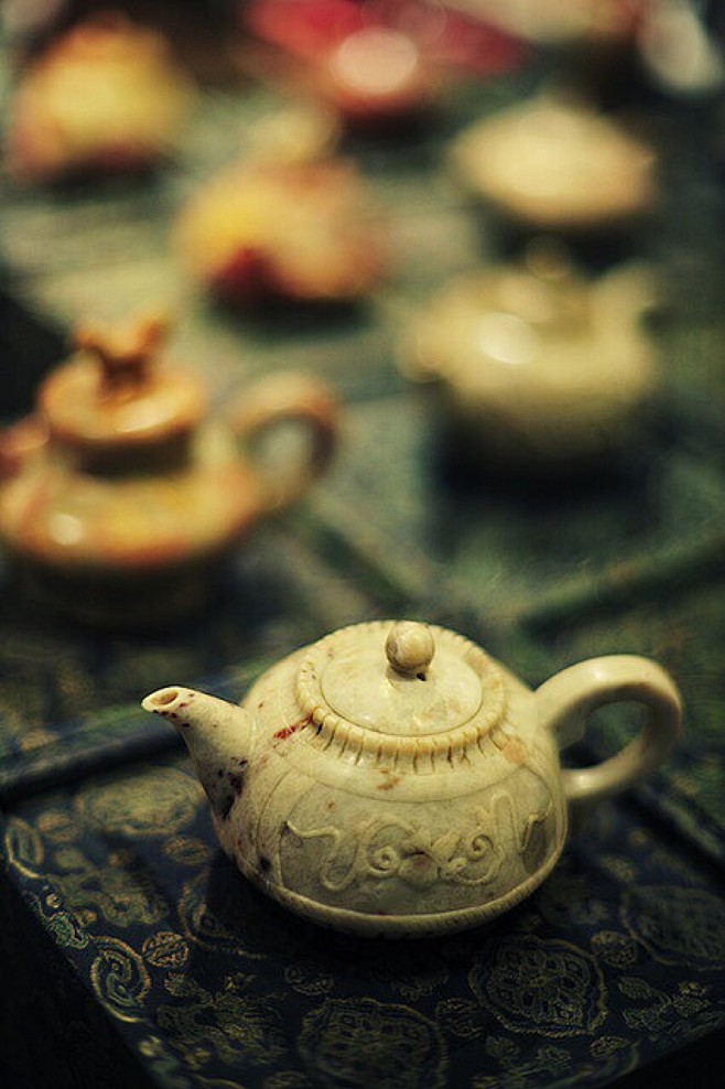 【茶之六度】 遇水舍己，而成茶饮，是为布...