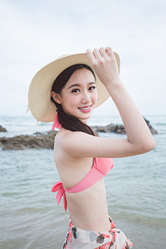 疯子少校采集到妹子