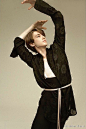 ※ Style Icon ※ 美国小哥哥 Julian Mackay，11岁就被莫斯科芭蕾舞学院邀请入学，去年夏天刚刚成为圣彼得堡米哈伊洛夫斯基剧院最年轻的芭蕾独舞演员，这古典又精致的面孔简直帅到没天理啊～ （cr：julianmackay） ​​​​