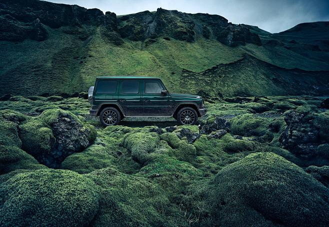 Mercedes G-Class Cam...