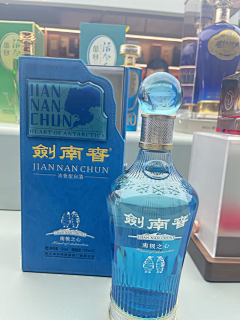 mecic采集到【包装设计】瓶瓶罐罐