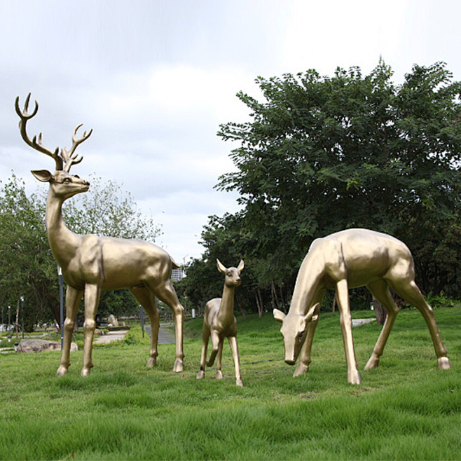 迈克思玻璃钢仿铜鹿雕塑售楼部公园小区园林...
