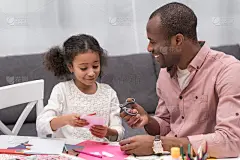 贺卡,母亲节,纸,父女,非洲人,选择对焦,水平画幅,父母,独生子女家庭,青春期前儿童