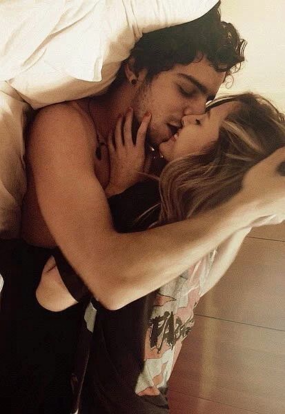求男女拥抱的欧美大图。_欧美图片吧_百度...