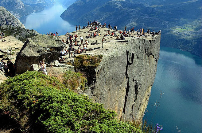 挪威悬崖